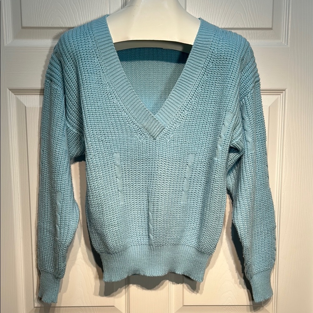 Vintage 1980’s Hunter’s Glen Women's Blue V-Neck Sweater Size M